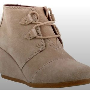 Toms Kala Suede Booties